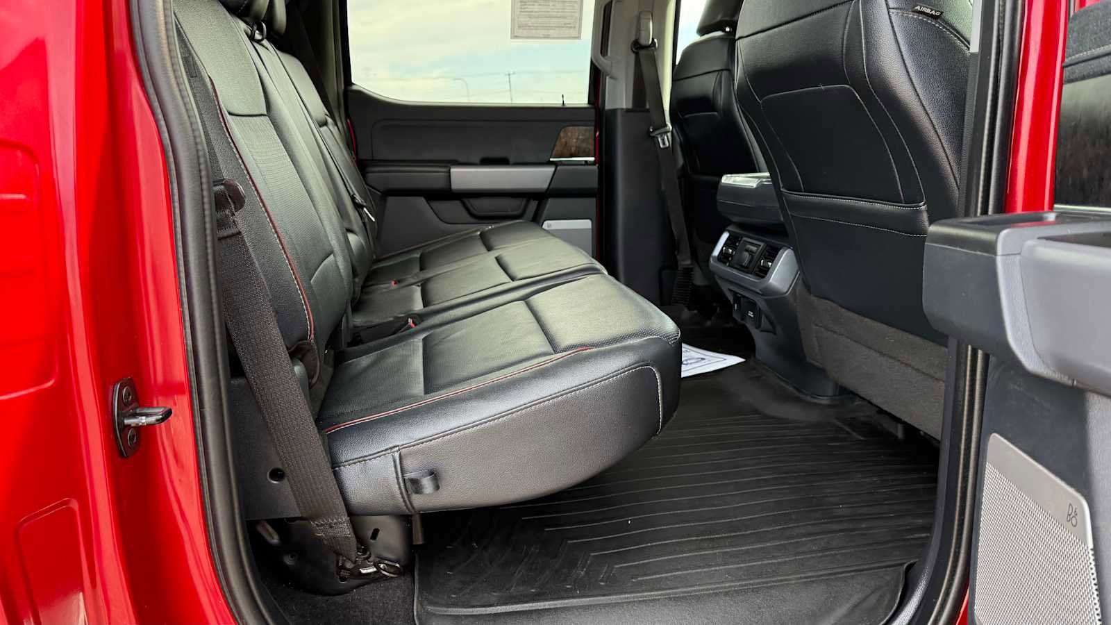 Used 2023 Ford F150 Lariat w/ Equipment Group 502A High image 11