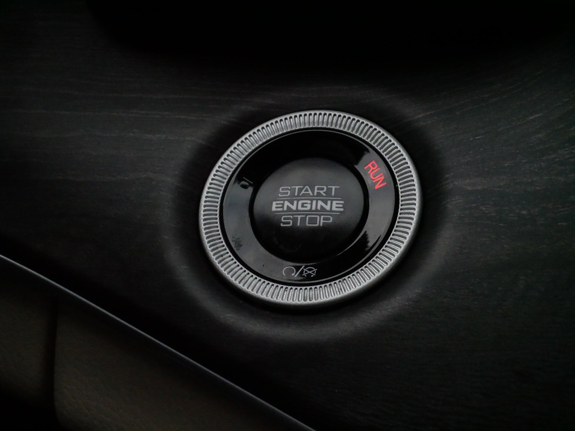 Used 2025 Jeep Grand Cherokee Limited w/ Luxury Tech Group II image 29