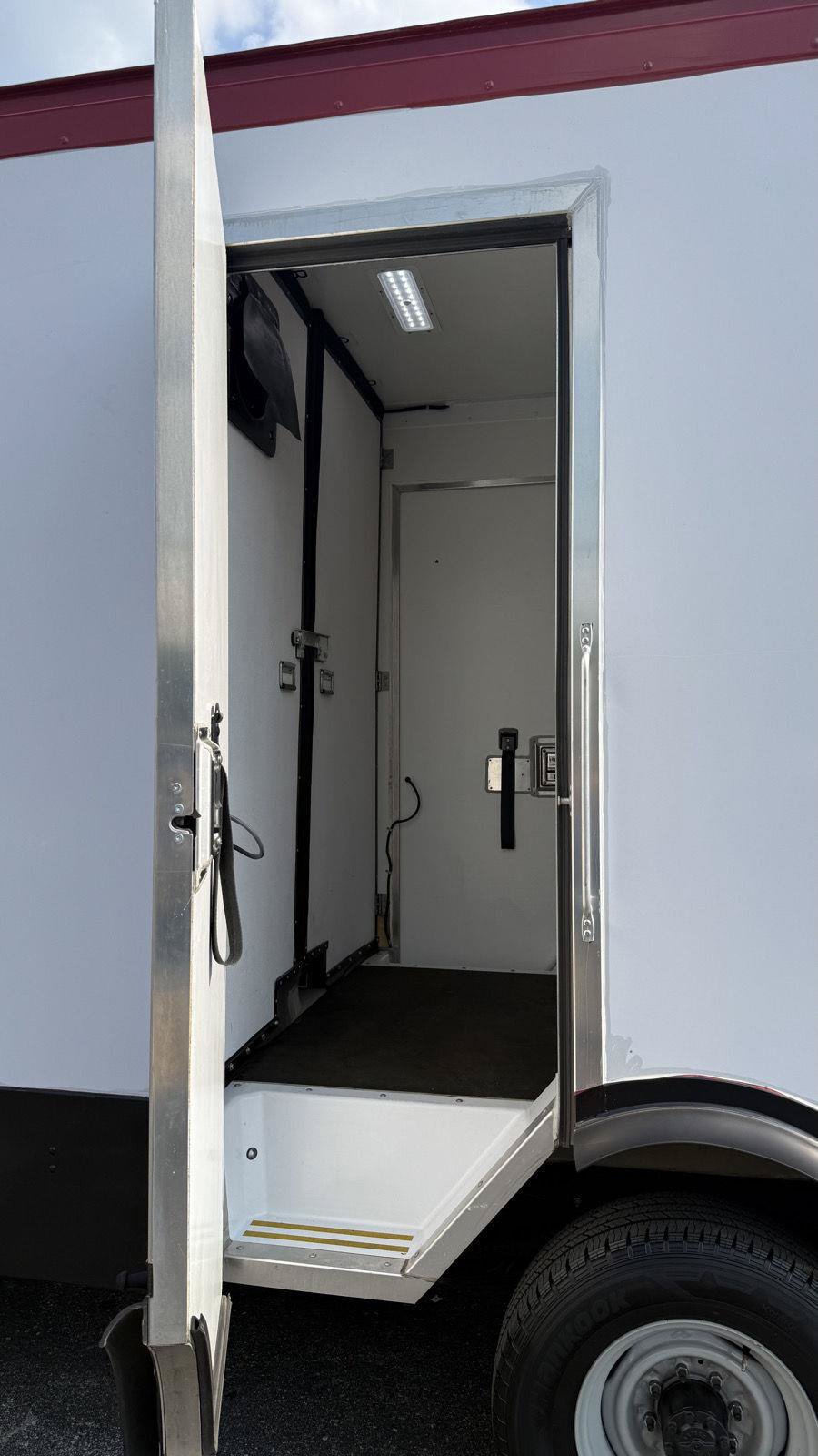 Used 2023 Ford E-350 and Econoline 350 Super Duty w/ Power Windows & Locks Group RWD image 27