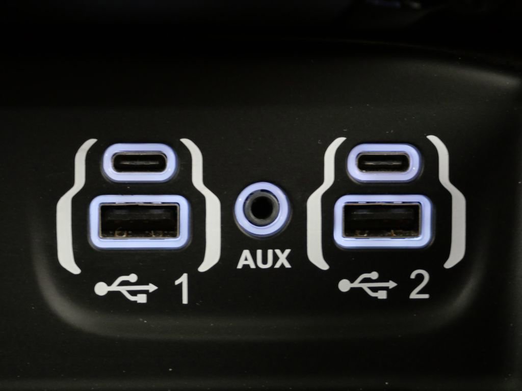 Used 2023 RAM 2500 Limited image 22