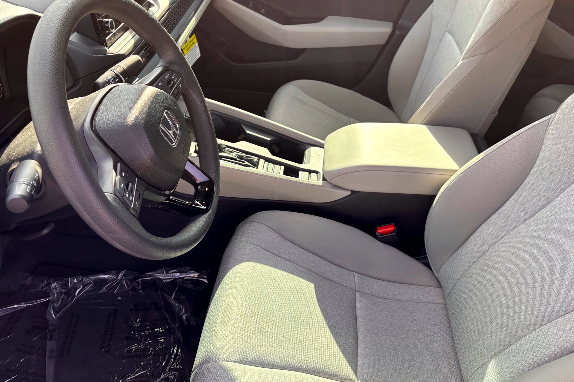 Used 2025 Honda Accord SE image 10