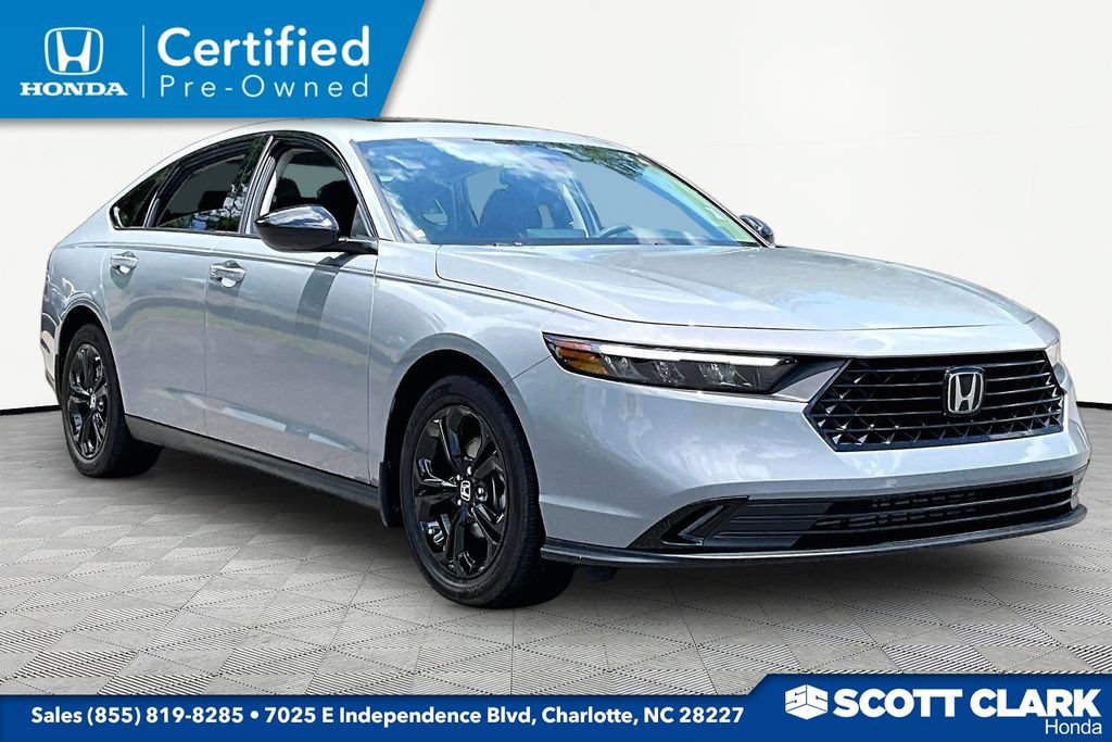 Certified 2025 Honda Accord SE image 1
