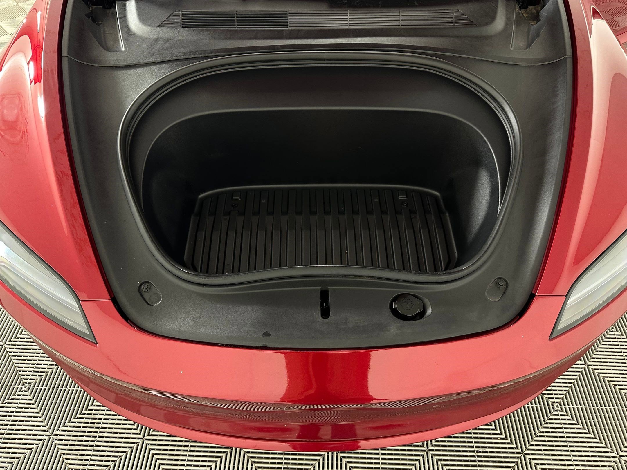 Used 2024 Tesla Model 3 Standard Range image 28