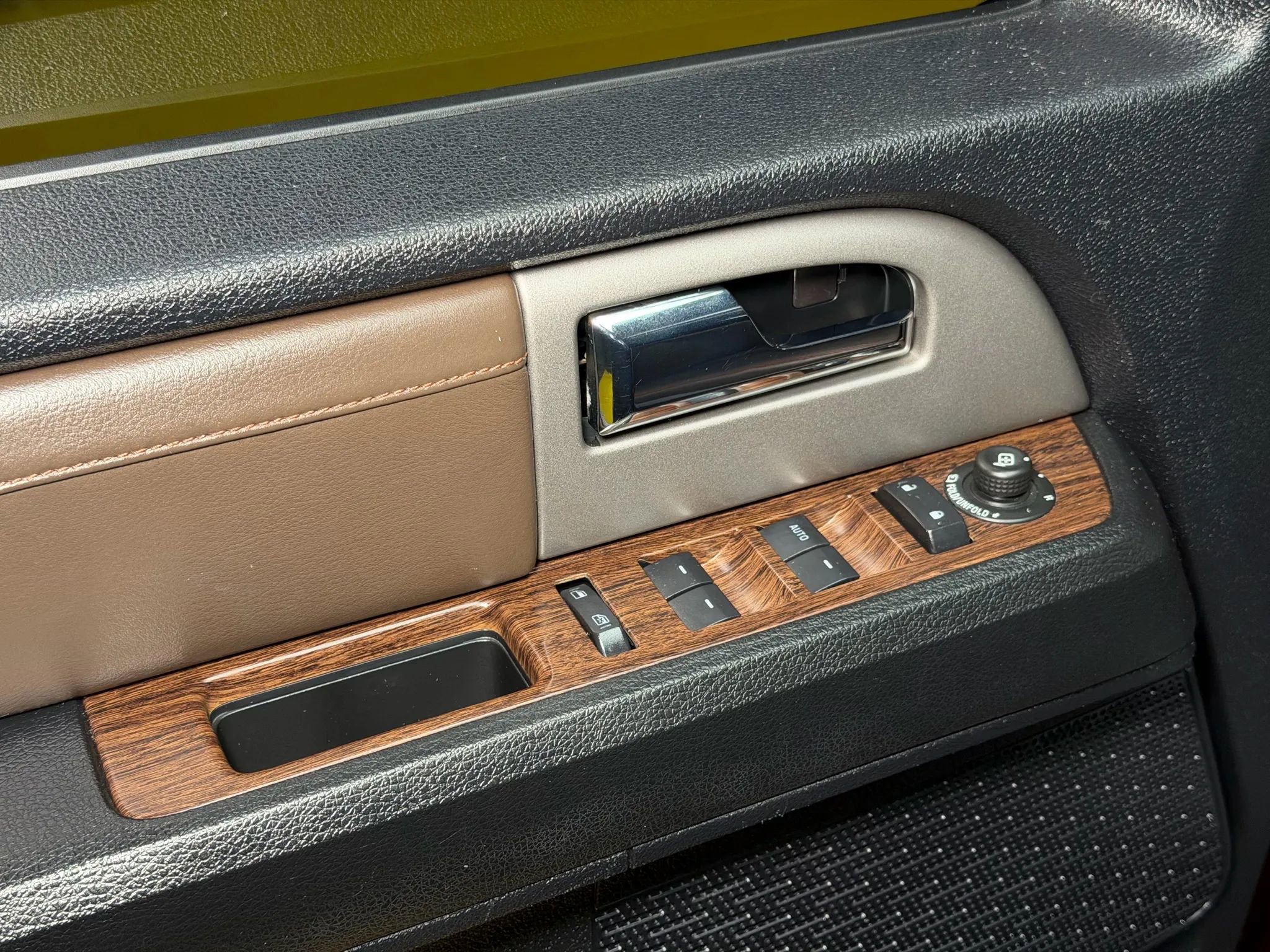 Used 2015 Ford Expedition King Ranch image 36