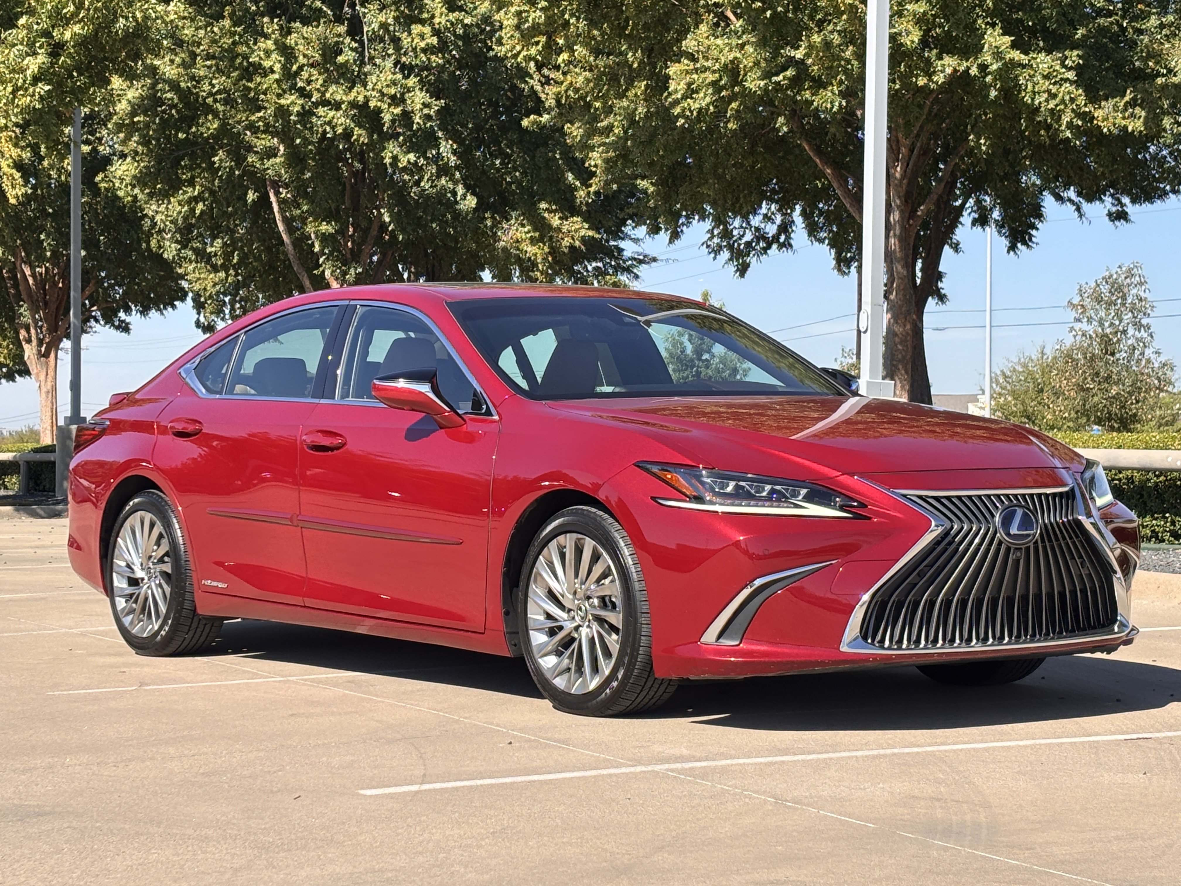 Used 2019 Lexus ES 300h Ultra Luxury FWD image 7