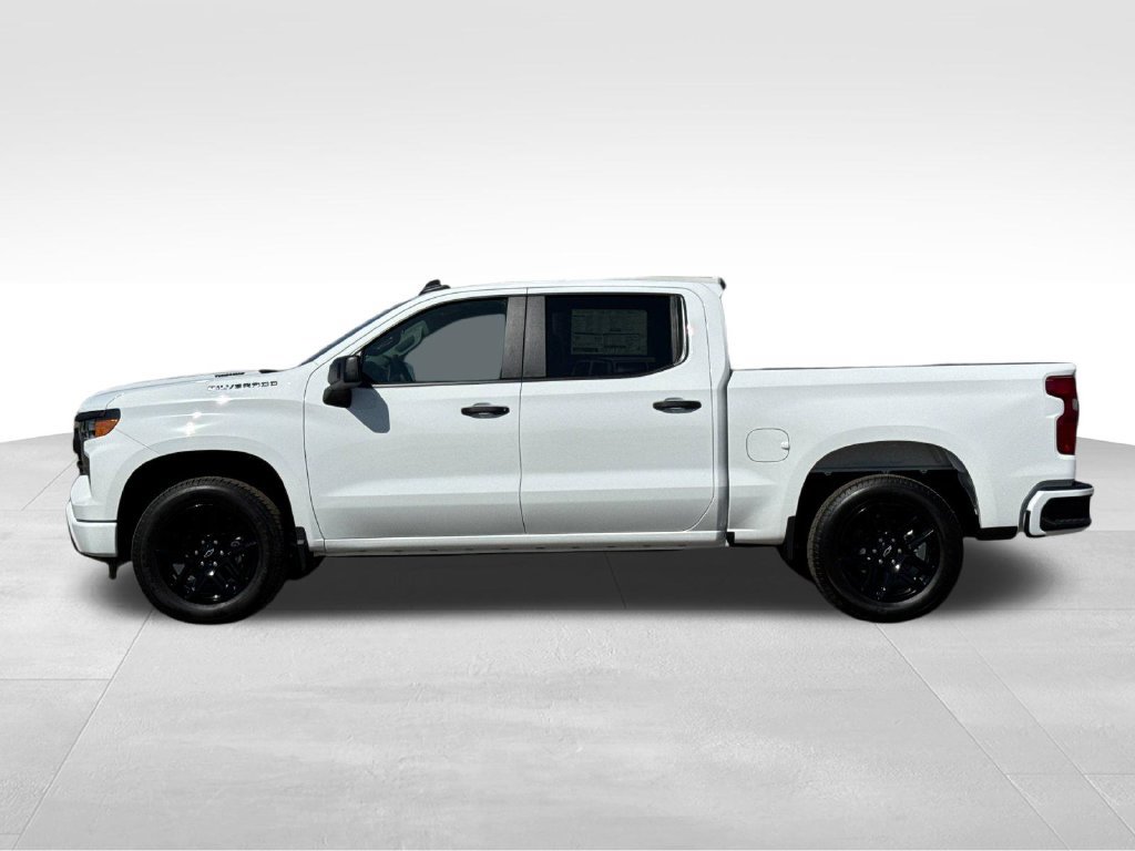 New 2026 Chevrolet Silverado 1500 Custom w/ LPO, Dark Essentials Package RWD image 2
