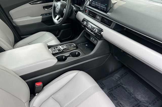 Used 2025 Honda Pilot Touring image 19