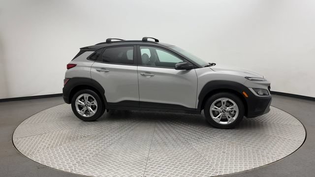 Used 2022 Hyundai Kona SEL AWD/4WD image 9