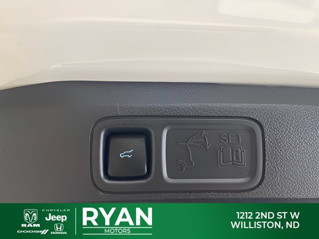 Used 2024 Ford Expedition Max XLT AWD/4WD image 15