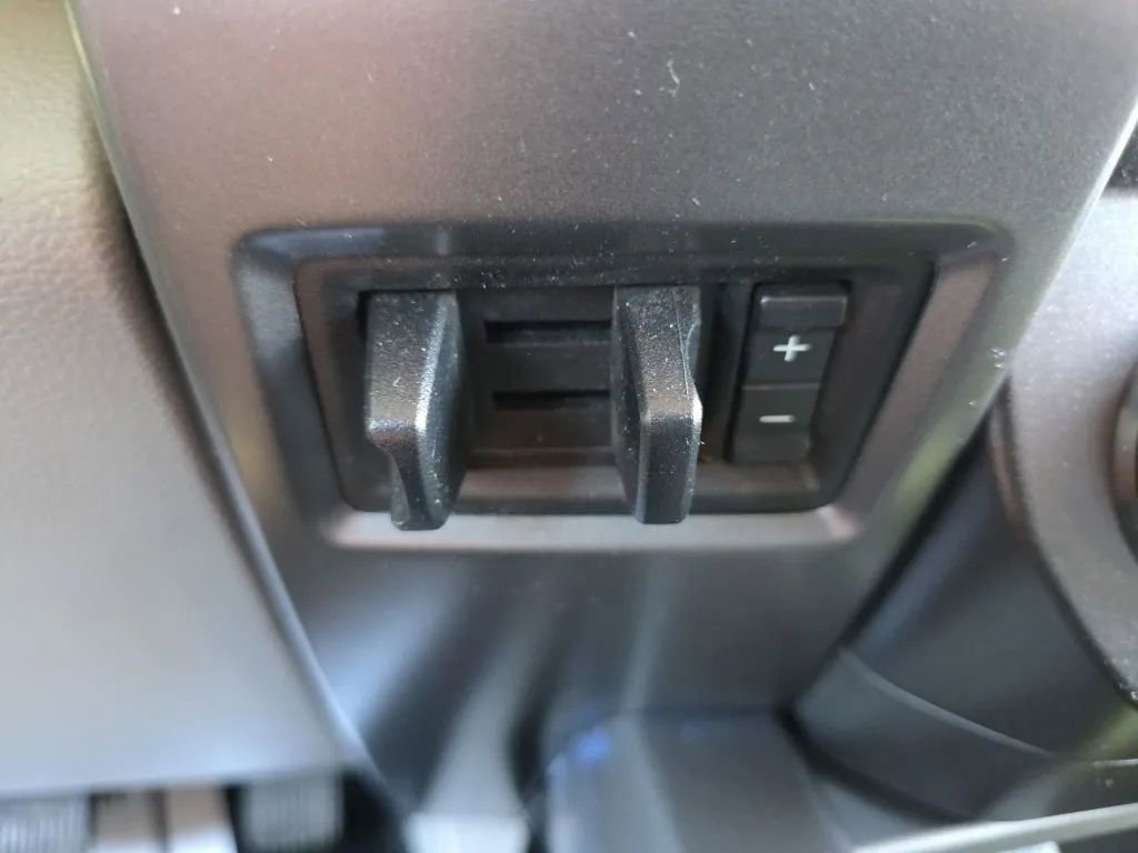 Used 2019 Ford F250 XLT w/ XLT Premium Package AWD/4WD image 31