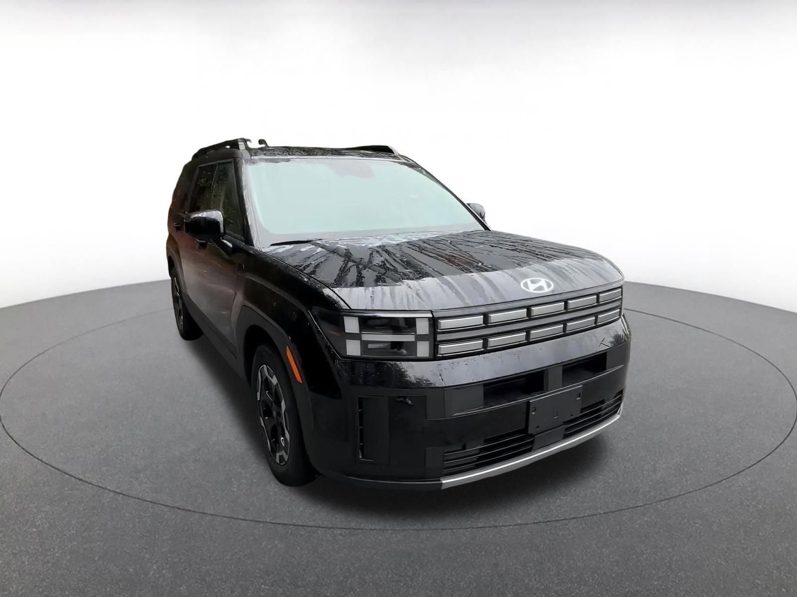 Used 2025 Hyundai Santa Fe SEL image 3