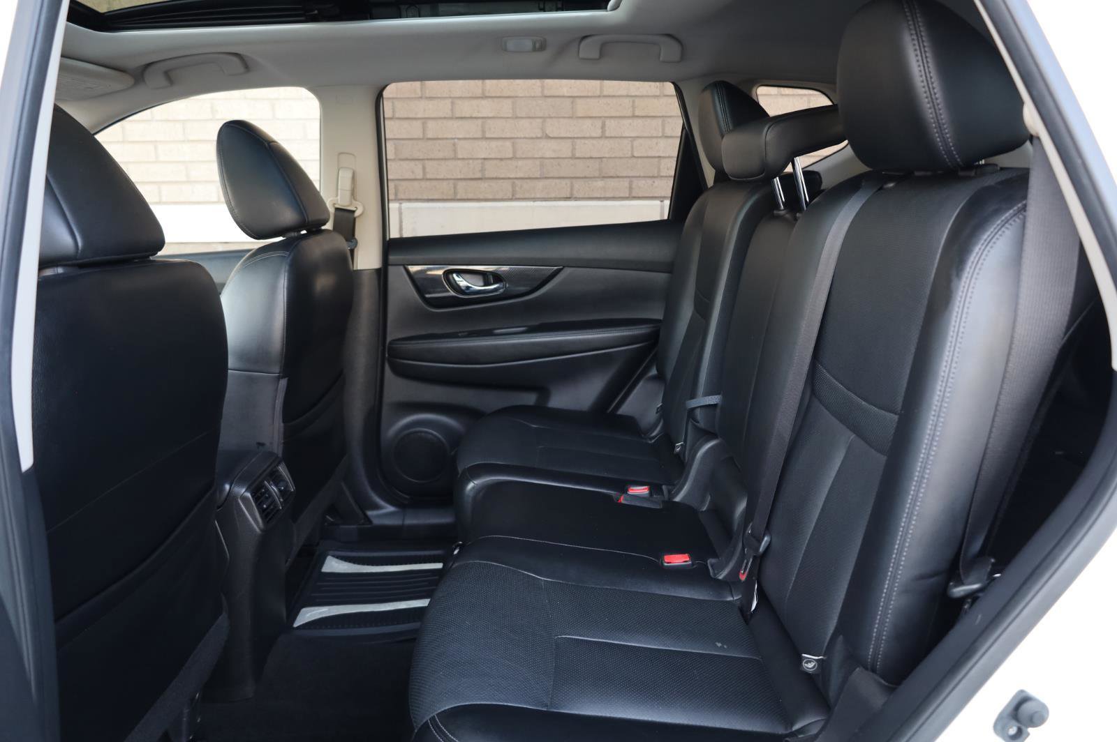 Used 2018 Nissan Rogue SL w/ Premium Package AWD/4WD image 20
