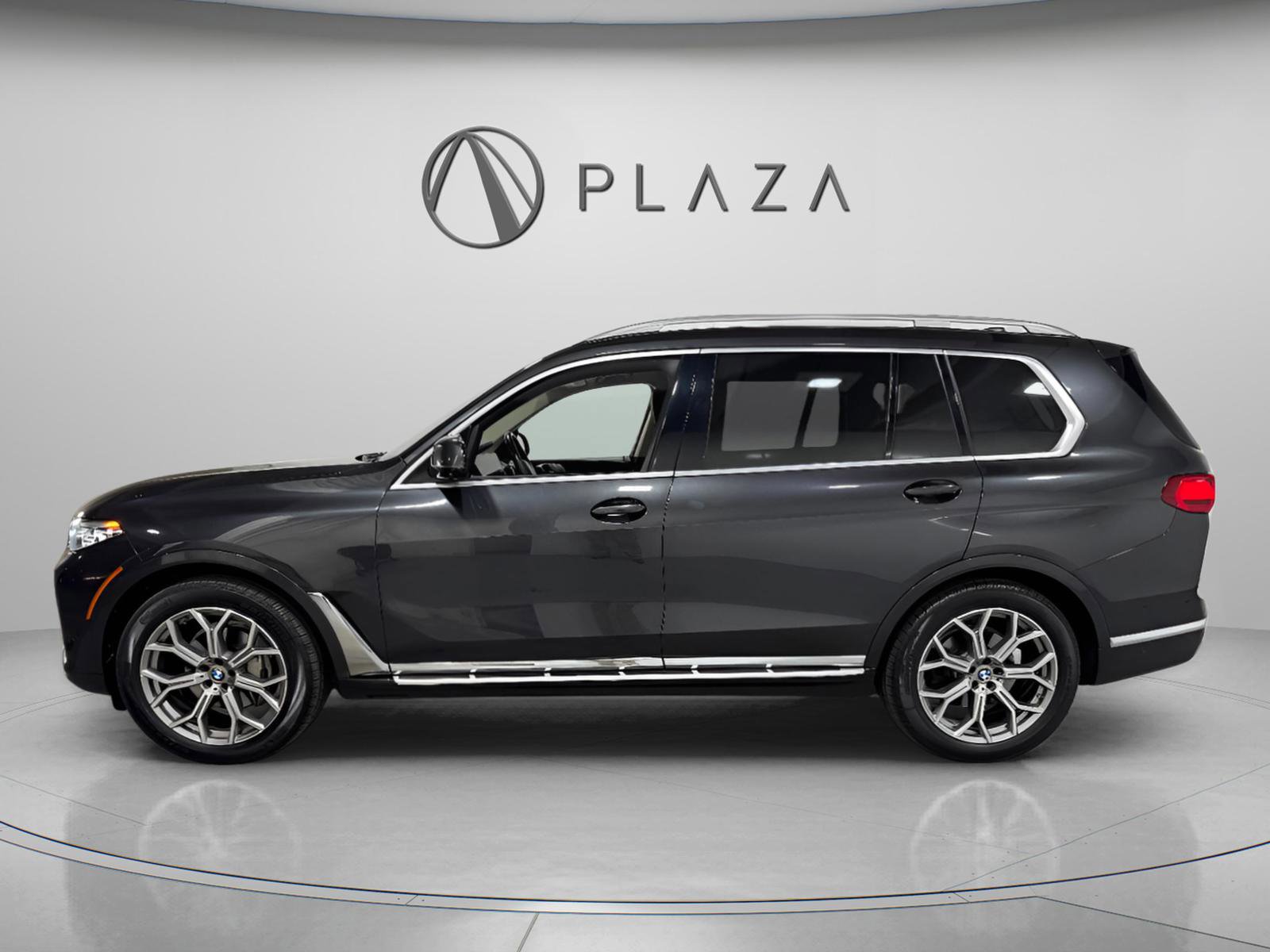 Used 2022 BMW X7 xDrive40i image 2