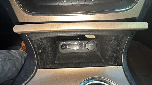 Used 2015 Jeep Grand Cherokee Limited image 19