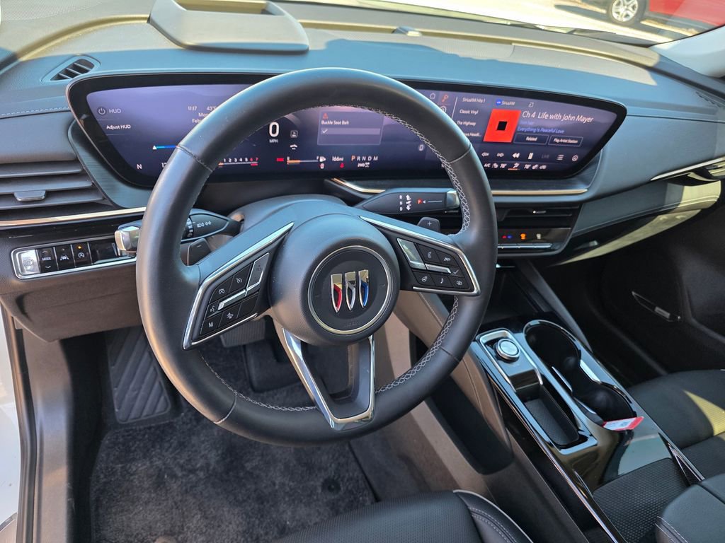 Used 2024 Buick Envision Avenir image 14