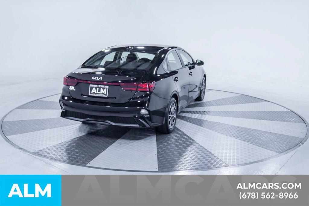 Used 2024 Kia Forte LXS FWD image 9