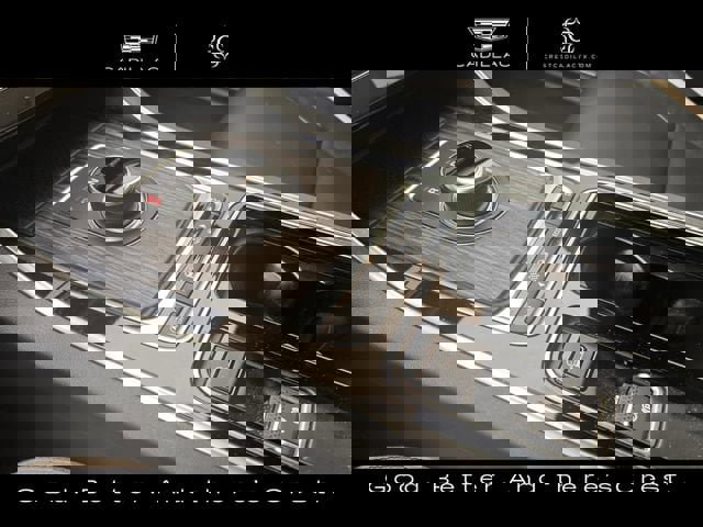 Used 2018 Jaguar XF S image 17