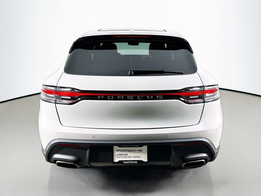 Certified 2025 Porsche Macan image 10