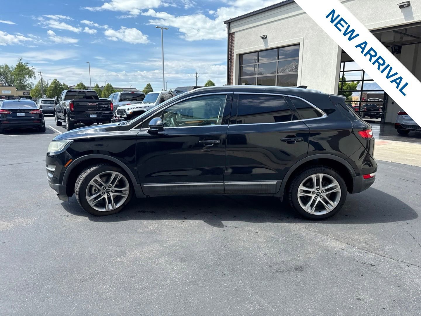 Used 2016 Lincoln MKC Reserve w/ Lincoln MKC Climate Package AWD/4WD image 4