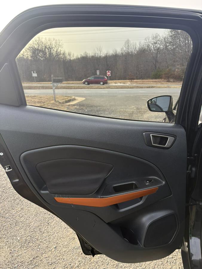 Used 2021 Ford EcoSport SE w/ SE Appearance Package image 14