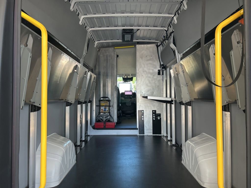 Used 2024 RAM ProMaster 3500 w/ Delivery Van Package image 27
