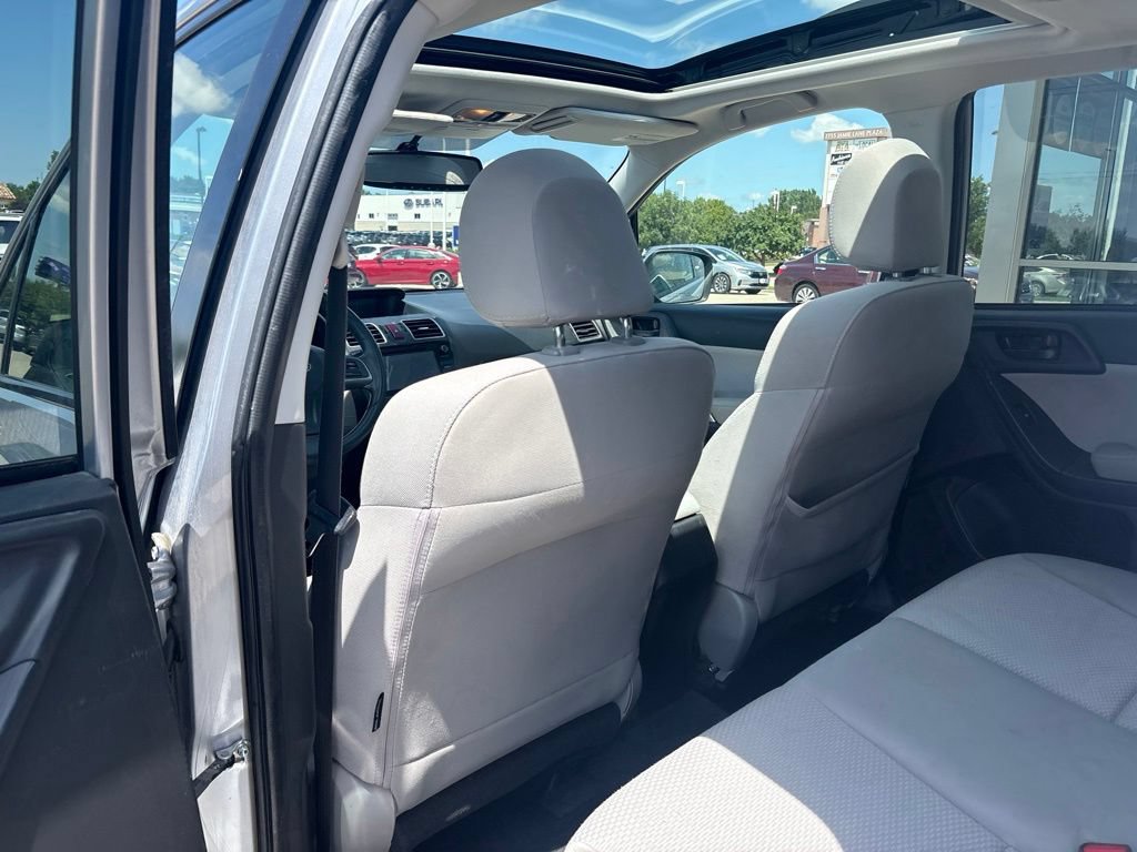 Used 2016 Subaru Forester 2.5i Premium w/ Popular Package #2 AWD/4WD image 35