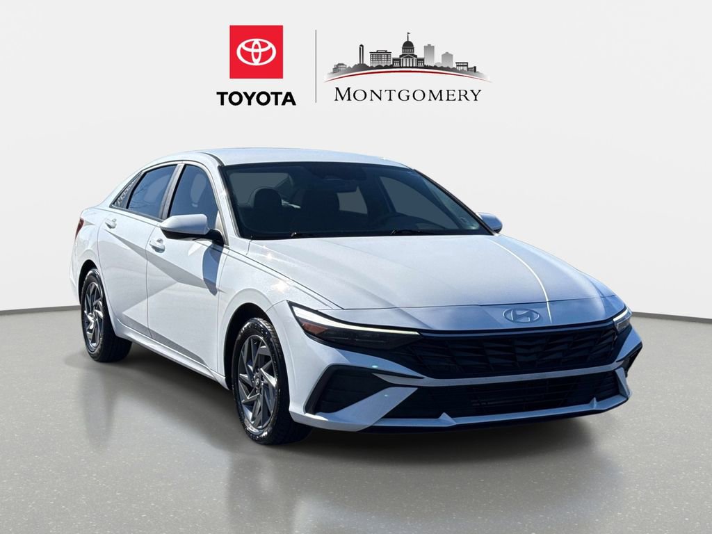 Used 2024 Hyundai Elantra SEL