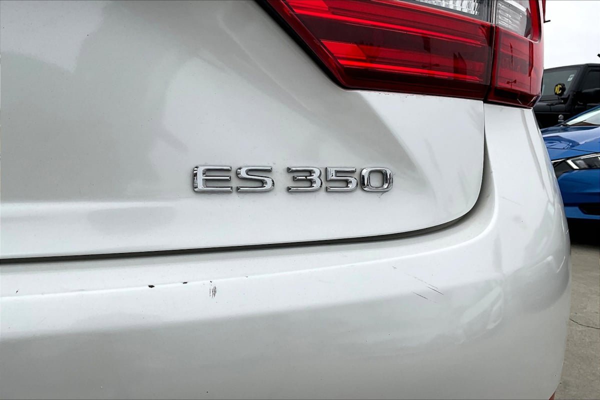 Used 2017 Lexus ES 350 image 8