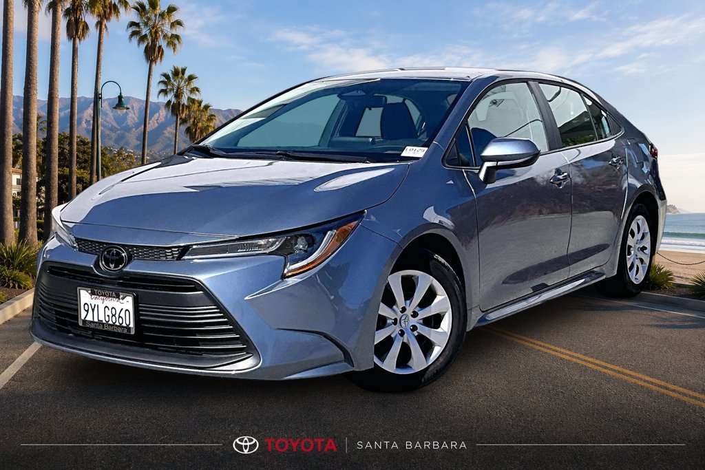 Used 2026 Toyota Corolla LE FWD image 3