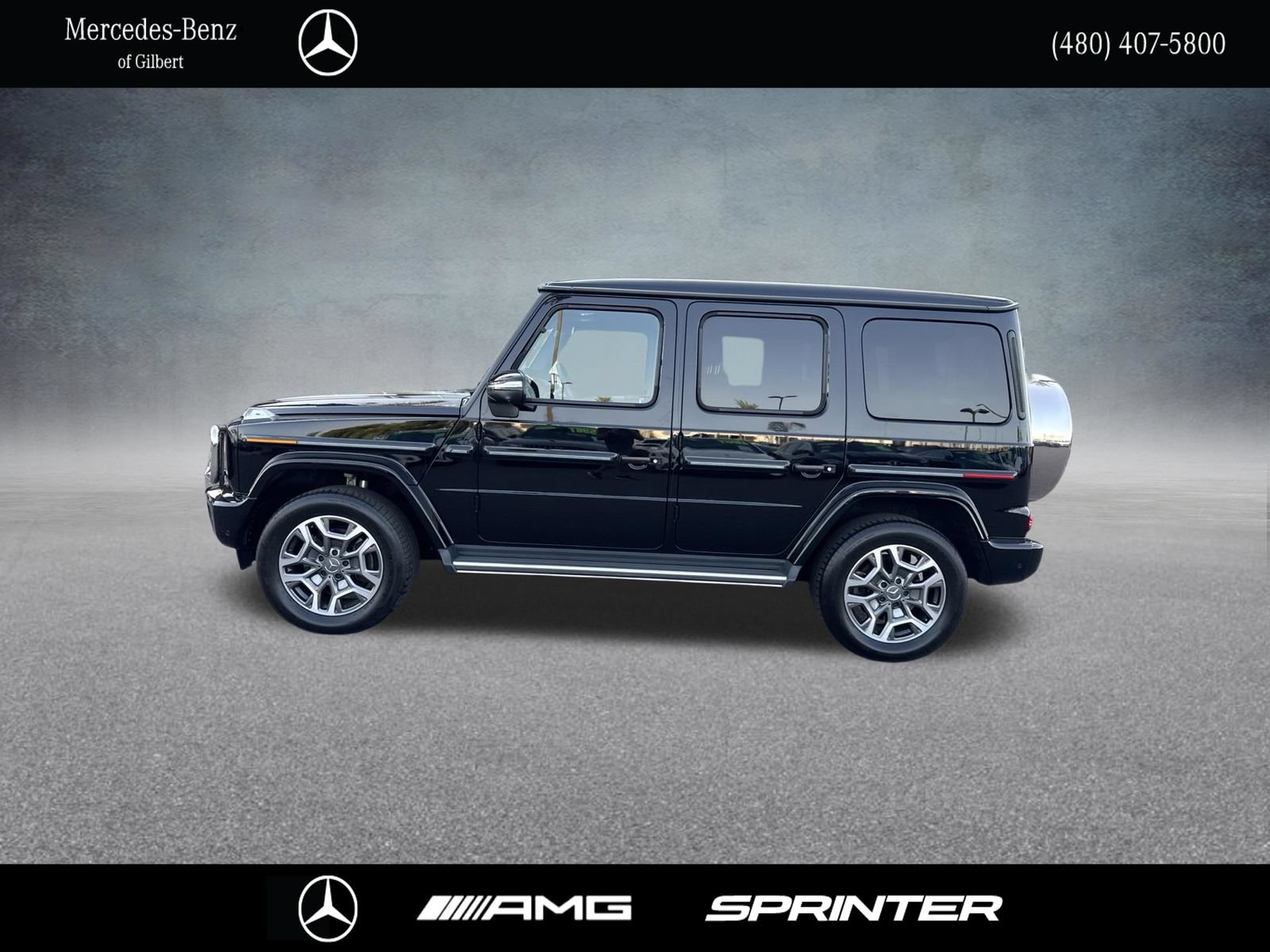 Used 2025 Mercedes-Benz G 550 image 3