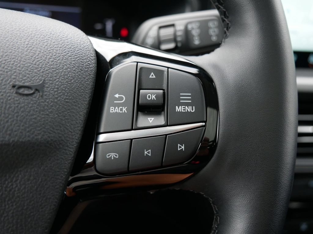 Certified 2025 Ford Escape Active w/ Tech Pack #1 AWD/4WD image 18