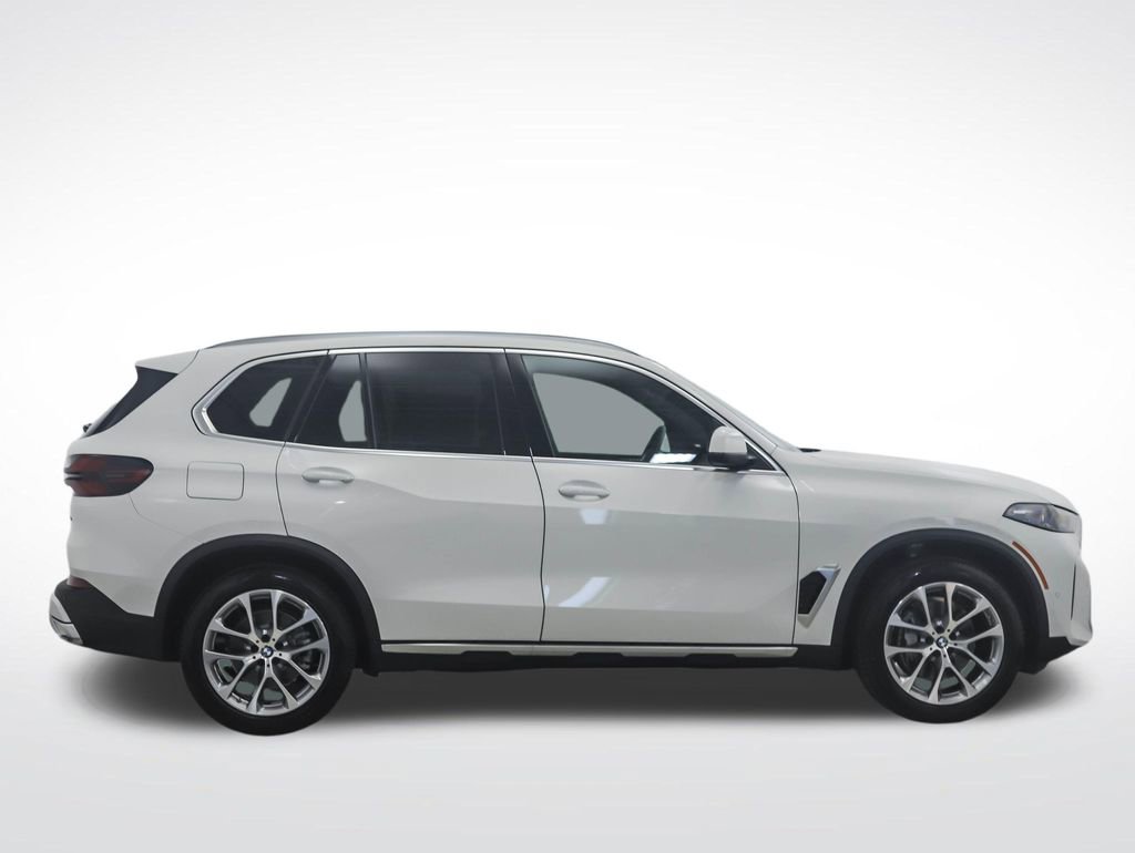 Used 2026 BMW X5 xDrive40i AWD/4WD image 6