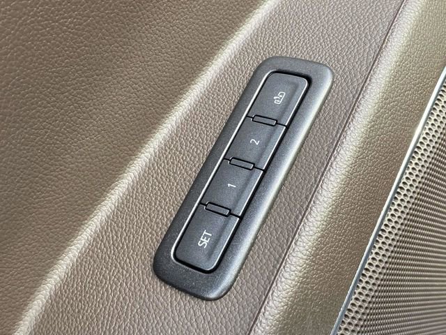 Used 2019 GMC Yukon XL Denali w/ Open Road Package image 25