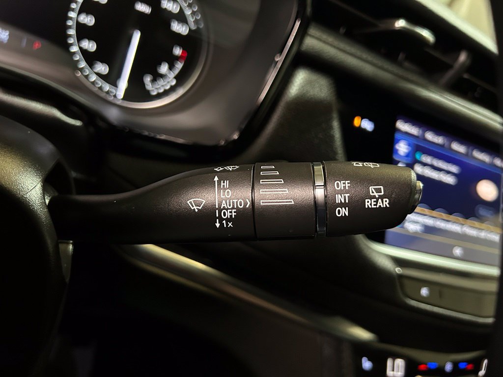 Used 2024 Cadillac XT5 Premium Luxury AWD/4WD image 16