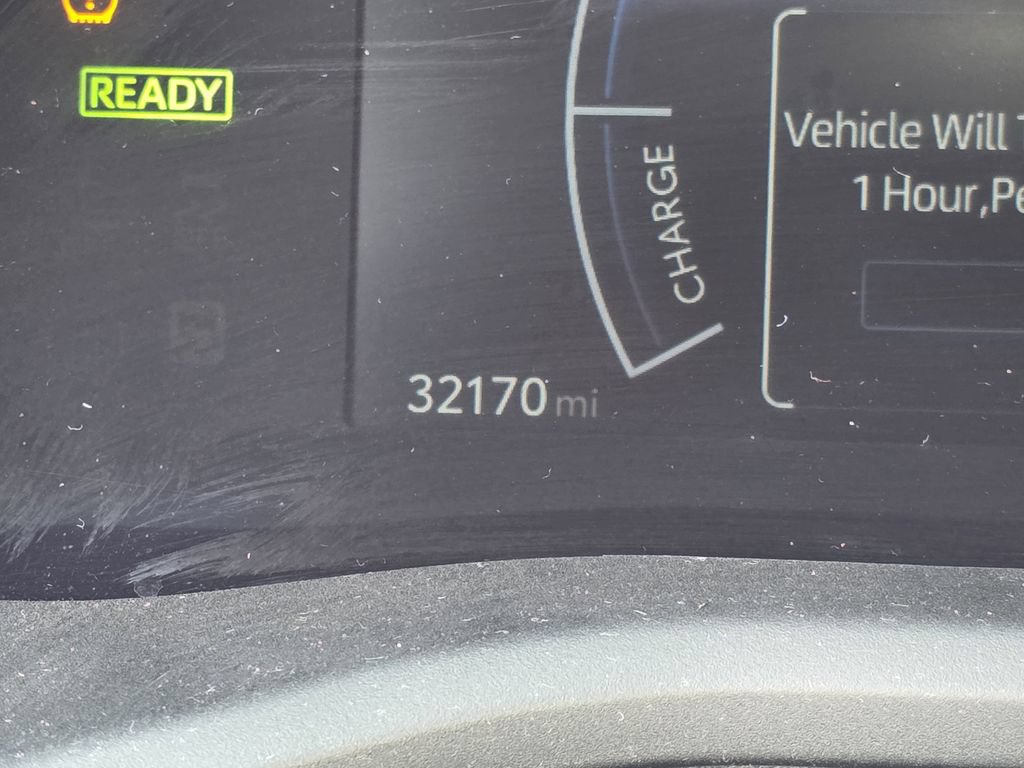 Used 2025 Toyota Camry SE FWD image 24