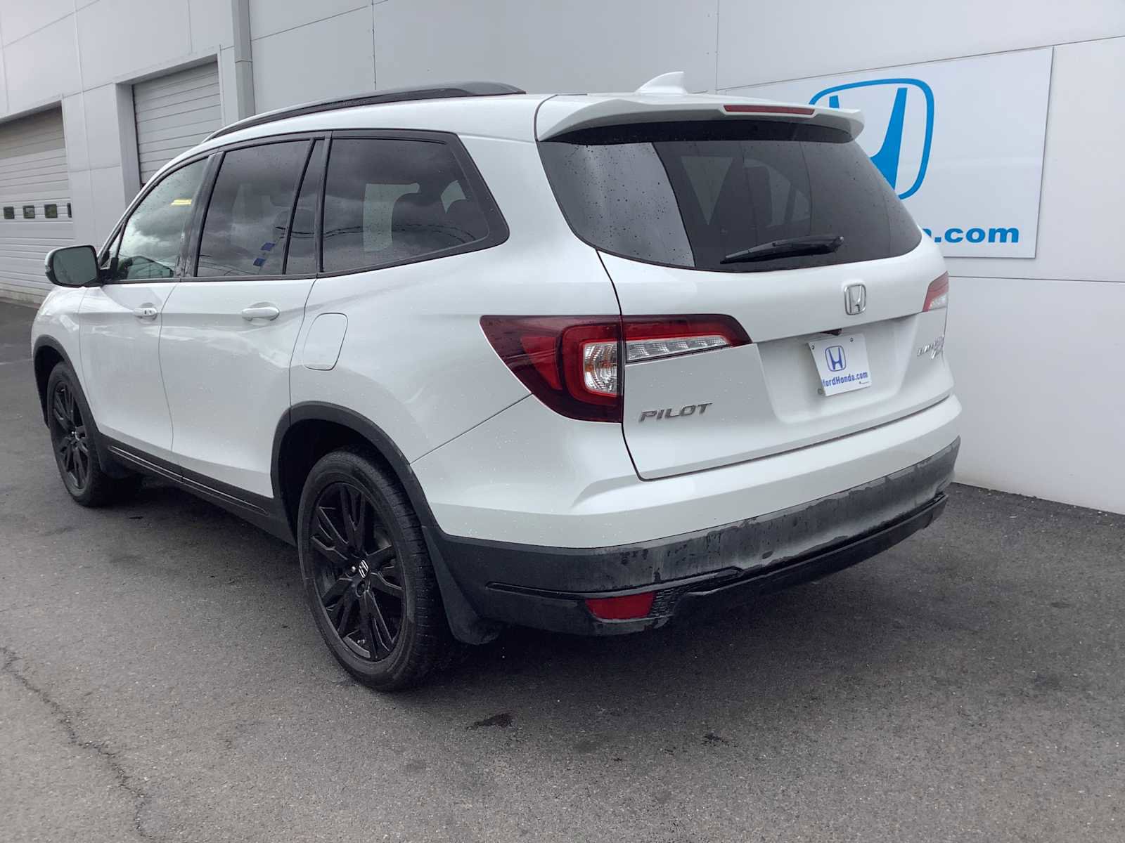 Used 2021 Honda Pilot Black Edition image 4