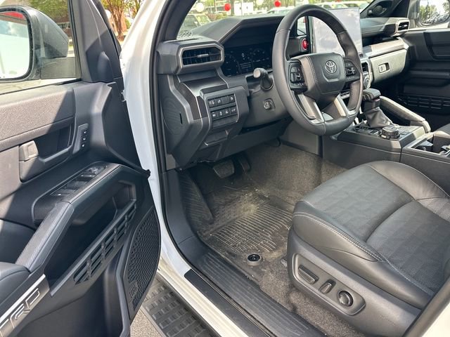 Used 2025 Toyota 4Runner TRD Off-Road Premium image 10