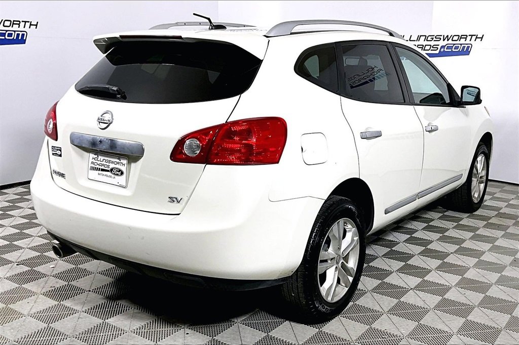 Used 2013 Nissan Rogue SV w/ Premium Pkg image 9
