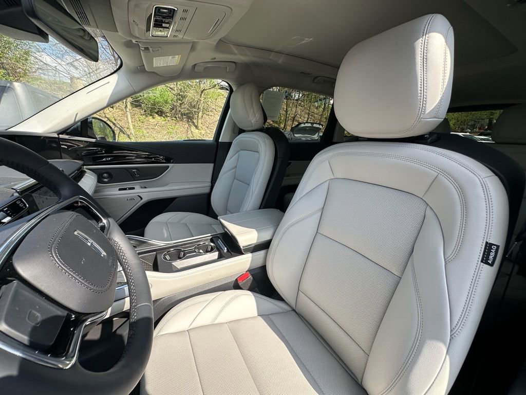 New 2026 Lincoln Nautilus Premier w/ Equipment Group 102A AWD/4WD image 17