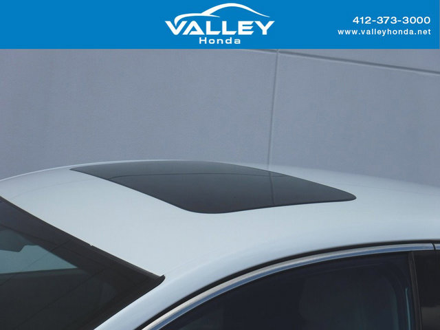 Used 2023 Honda Accord EX-L image 3