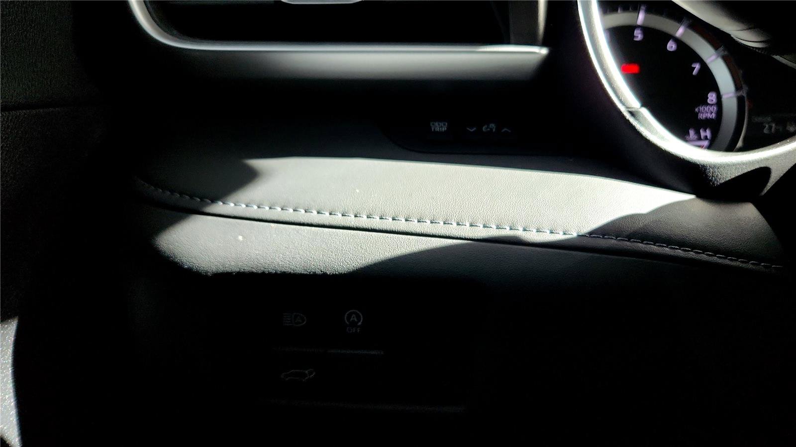 Certified 2024 Toyota Highlander XLE image 34