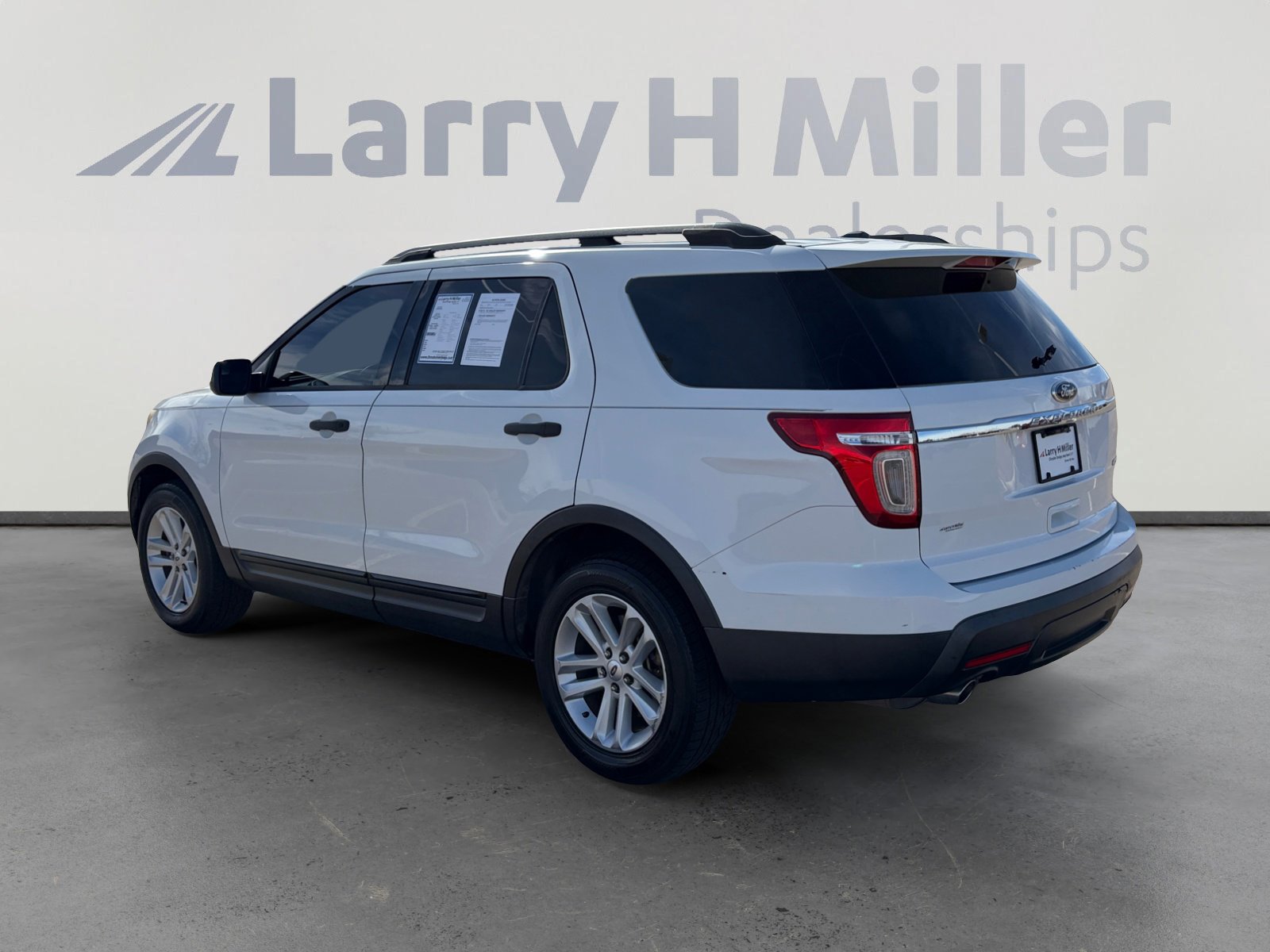 Used 2013 Ford Explorer FWD image 4