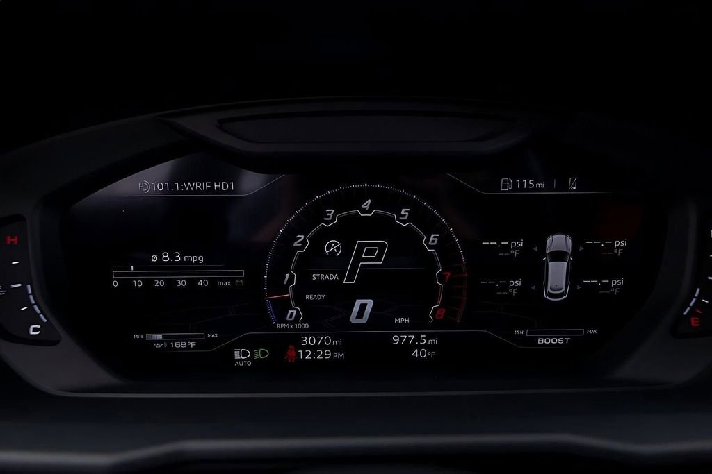 Used 2022 Lamborghini Urus image 54