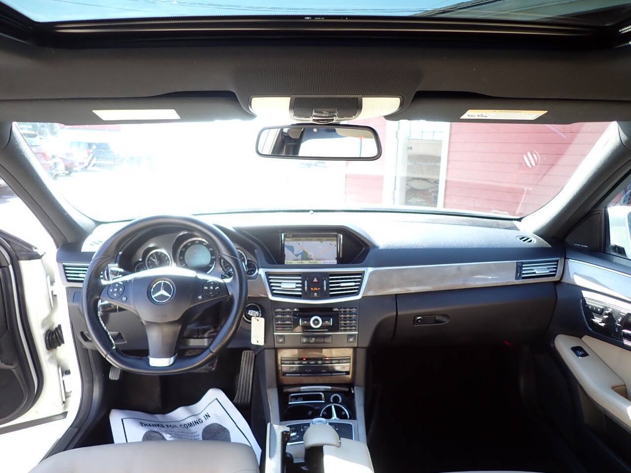 Used 2010 Mercedes-Benz E 350 4MATIC Sedan image 10