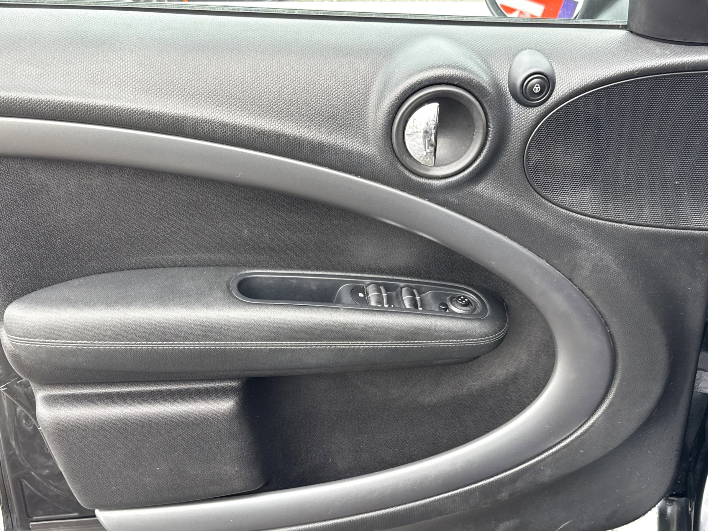 Used 2014 MINI Cooper Countryman S FWD image 20