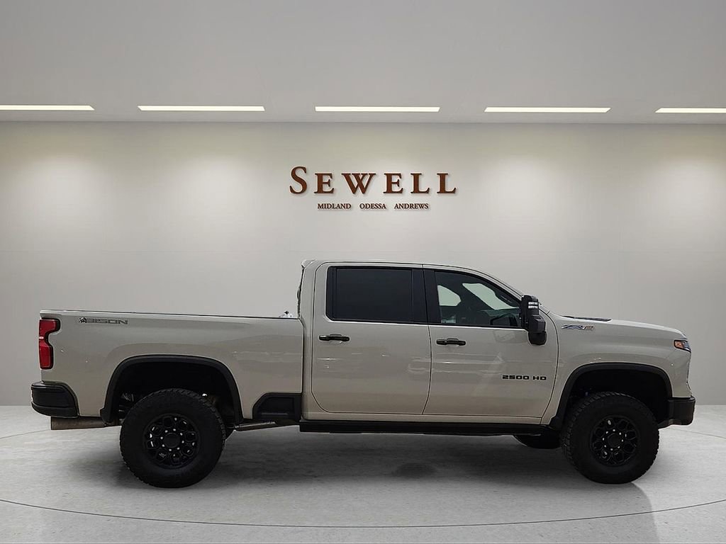 Used 2026 Chevrolet Silverado 2500 ZR2 w/ ZR2 Bison Edition AWD/4WD image 5