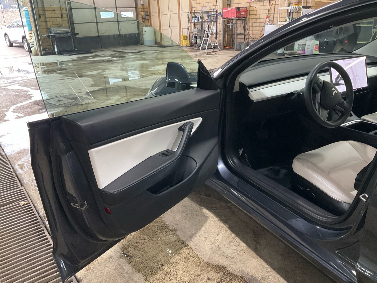 Used 2021 Tesla Model 3 Long Range image 30