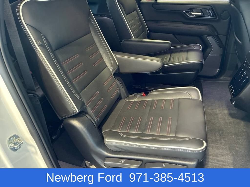 Used 2025 GMC Yukon XL AT4 Ultimate w/ LPO, AT4 Appearance Package AWD/4WD image 38