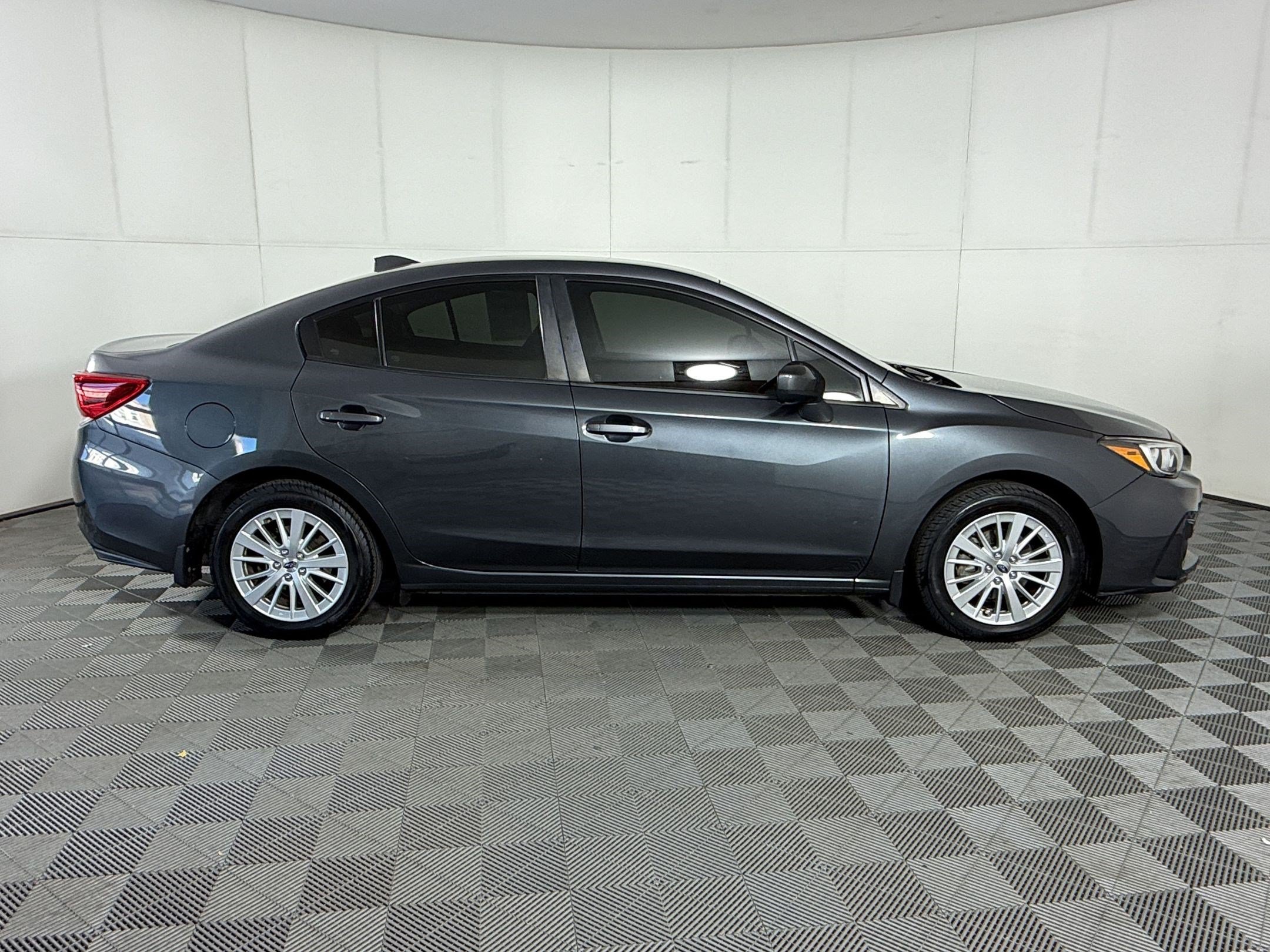 Used 2018 Subaru Impreza 2.0i Premium AWD/4WD image 8