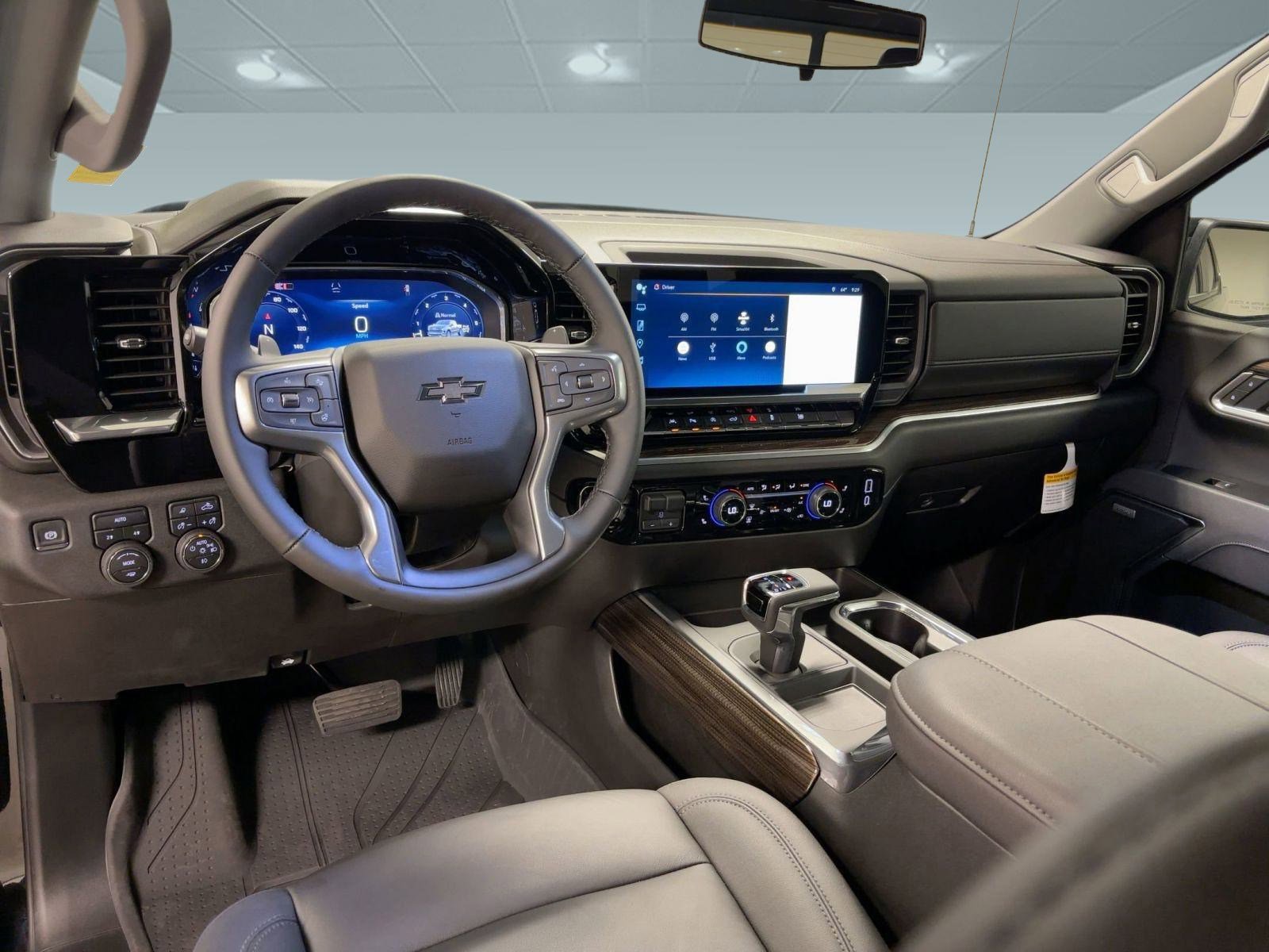 Used 2025 Chevrolet Silverado 1500 RST w/ Convenience Package II image 28